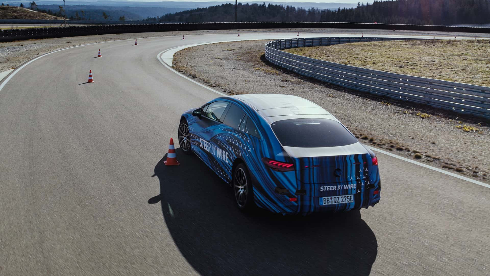 Η Mercedes υιοθετεί τιμόνι yoke για την τεχνολογία steer-by-wire